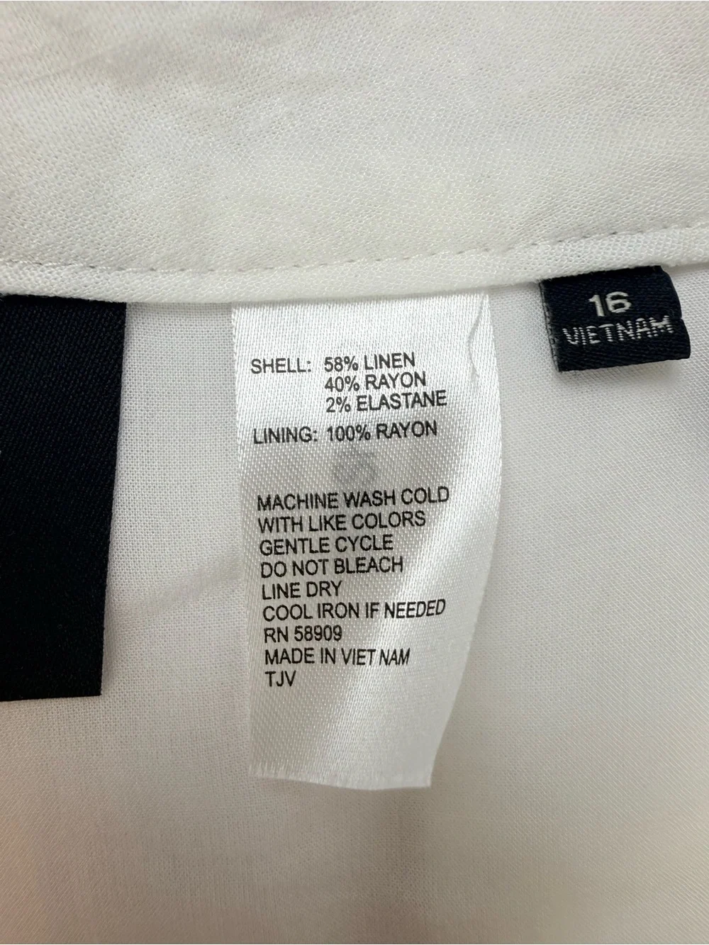 Alex Marie White Linen Blend High Rise Pleated Shorts Size 16‎ Summer Coastal